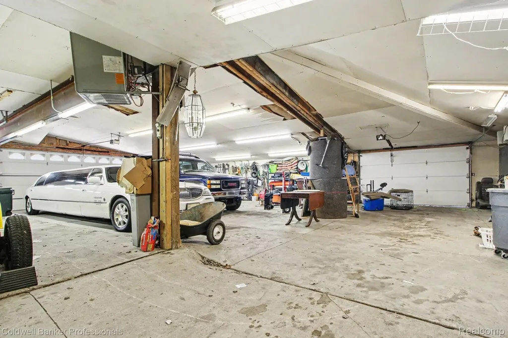 7891 Haggerty Road Van Buren Charter Township MI 48111
