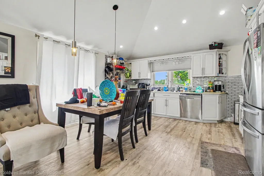 7891 Haggerty Road Van Buren Charter Township MI 48111