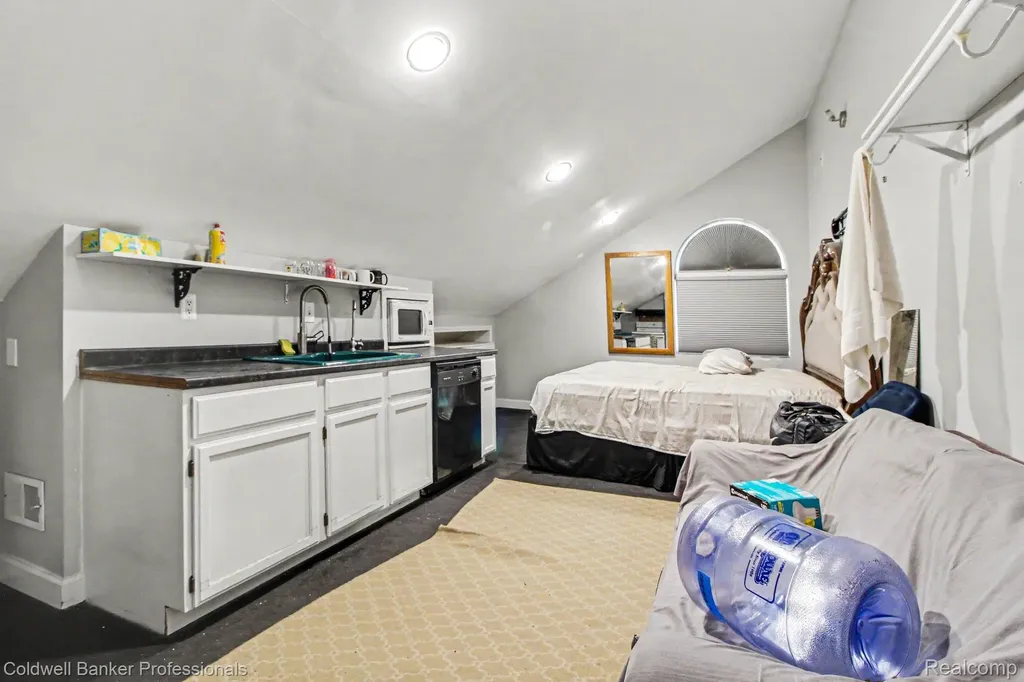 7891 Haggerty Road Van Buren Charter Township MI 48111