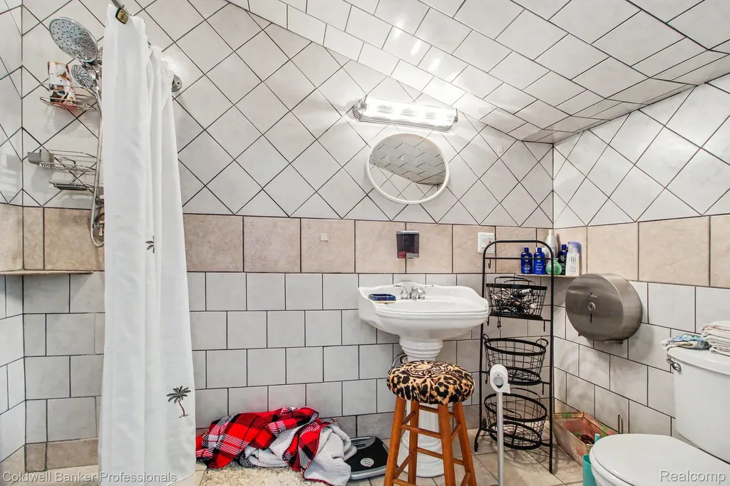 7891 Haggerty Road Van Buren Charter Township MI 48111