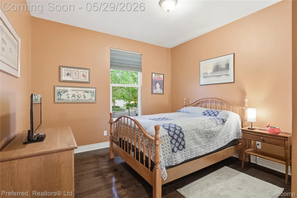 48968 Garden Lane Canton Charter Township MI 48188