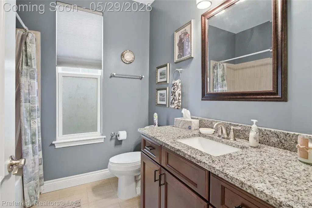 48968 Garden Lane Canton Charter Township MI 48188