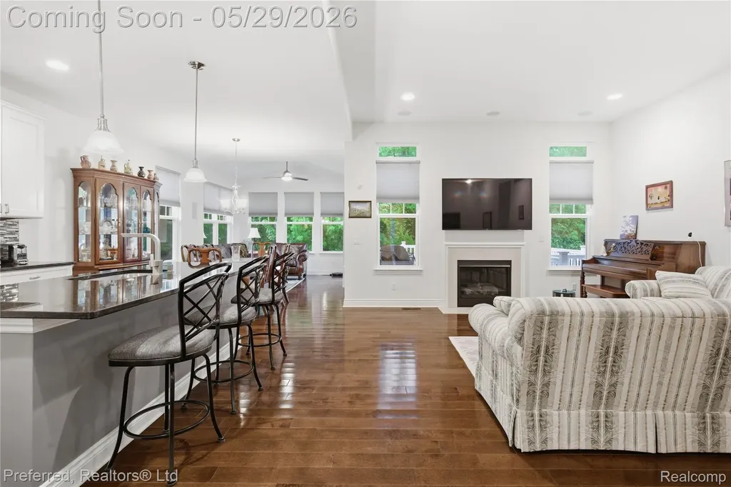 48968 Garden Lane Canton Charter Township MI 48188
