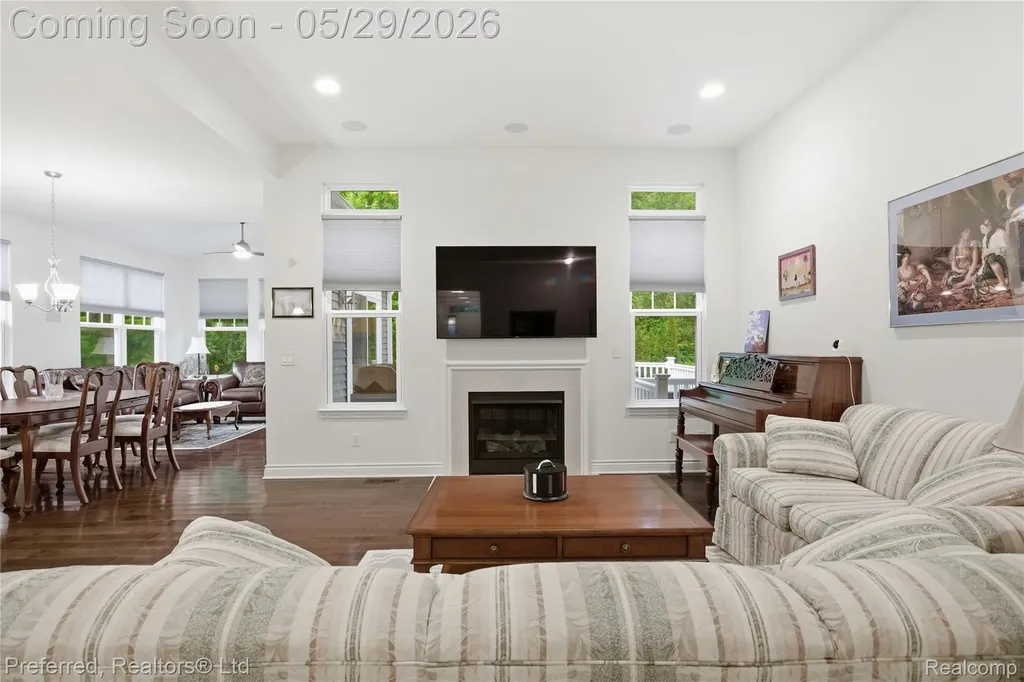 48968 Garden Lane Canton Charter Township MI 48188