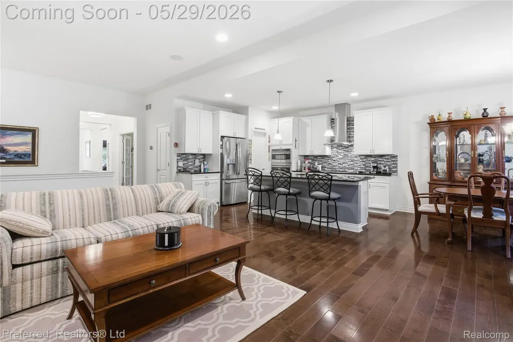 48968 Garden Lane Canton Charter Township MI 48188