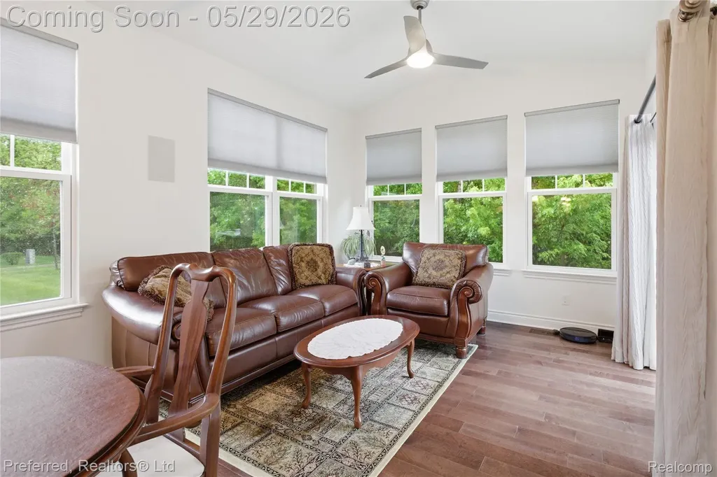 48968 Garden Lane Canton Charter Township MI 48188