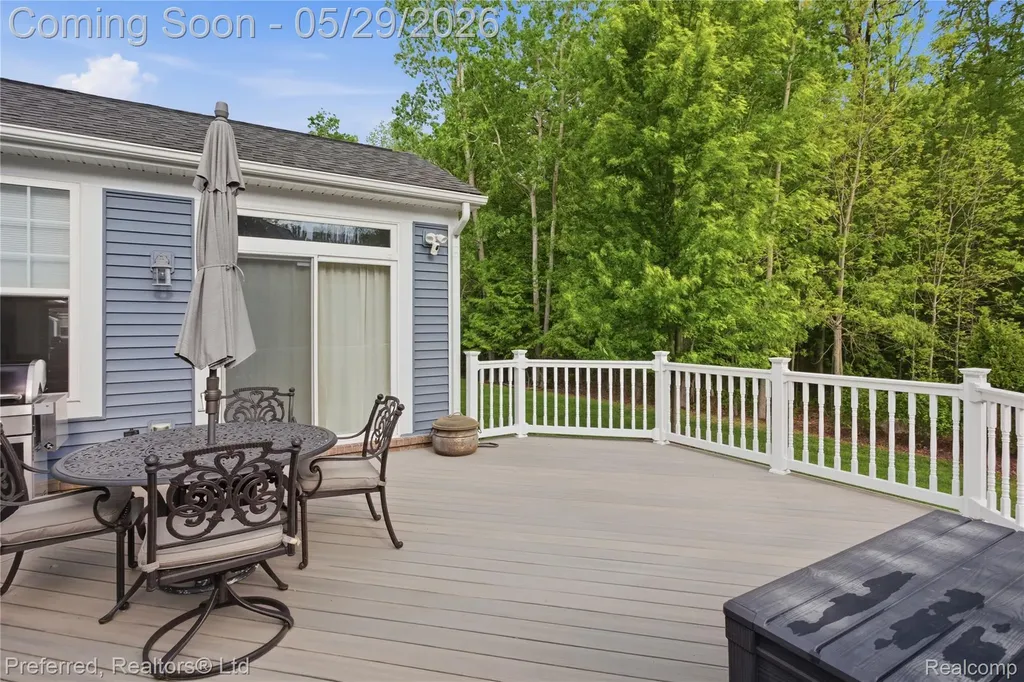 48968 Garden Lane Canton Charter Township MI 48188