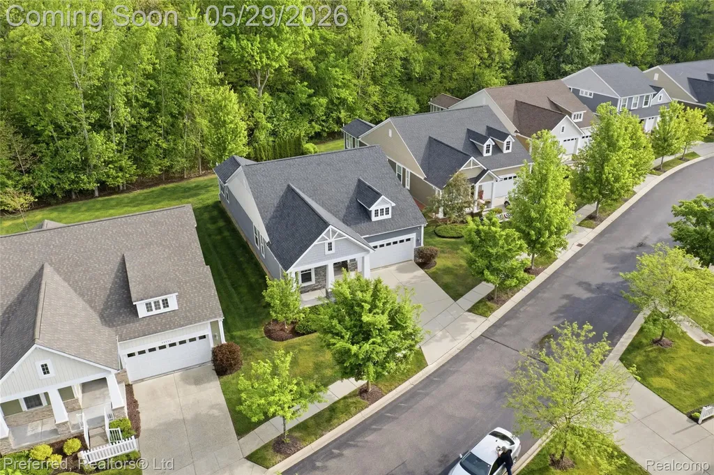 48968 Garden Lane Canton Charter Township MI 48188