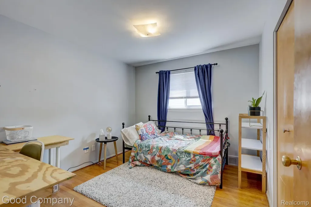 1341 E Breckenridge Street Ferndale City MI 48220