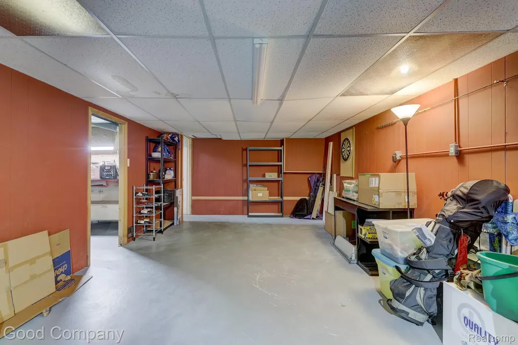 1341 E Breckenridge Street Ferndale City MI 48220