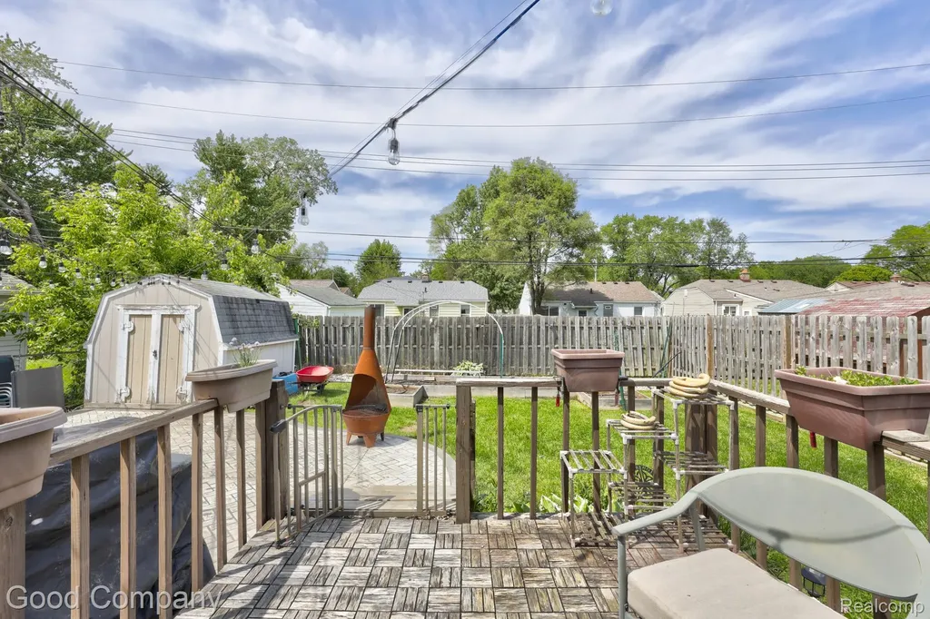 1341 E Breckenridge Street Ferndale City MI 48220