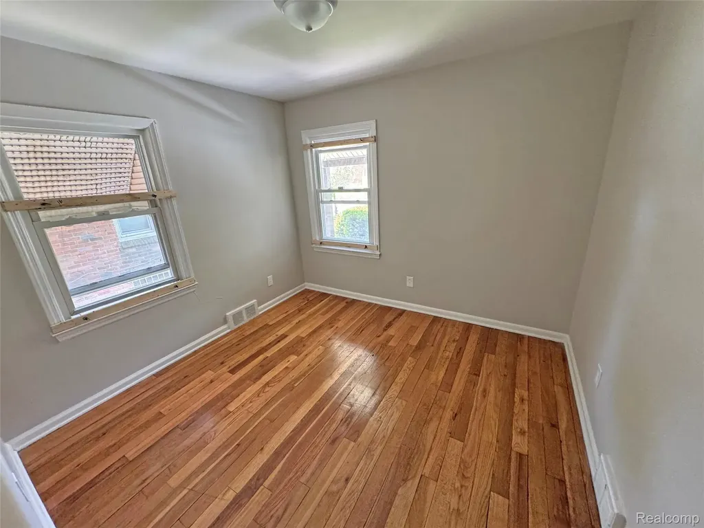 19210 Patton Street Detroit City MI 48219