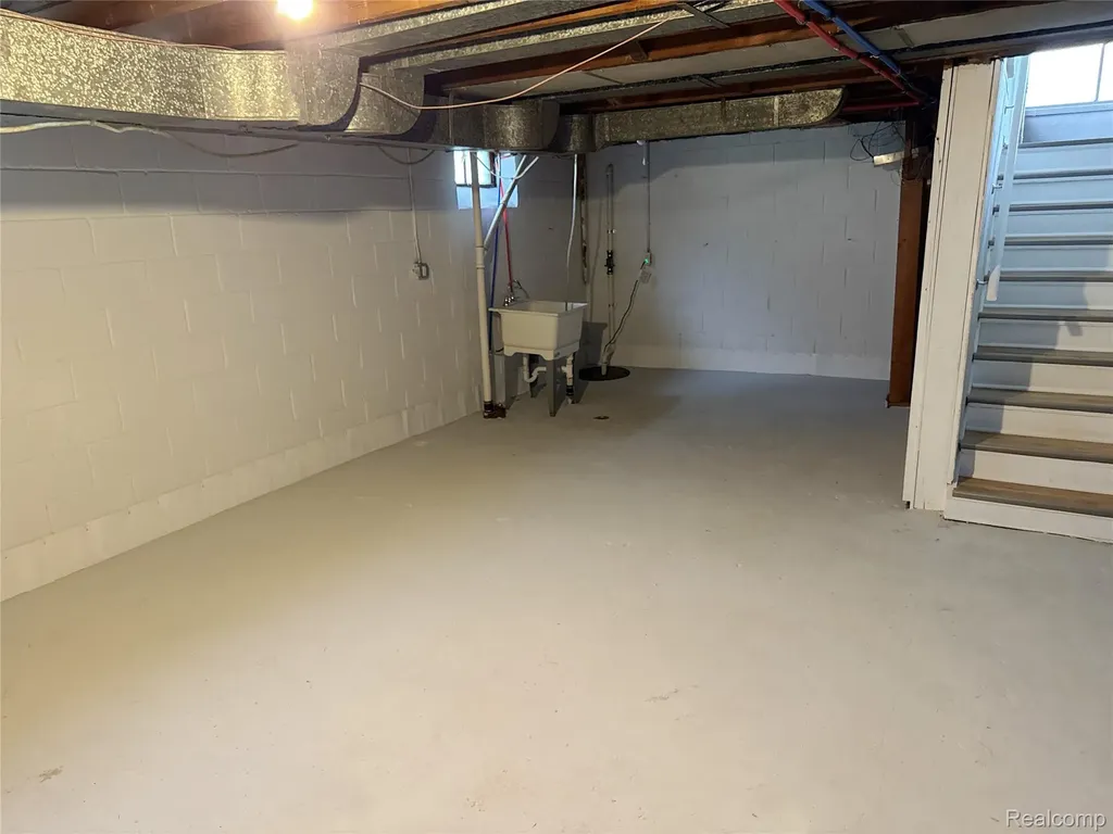 19210 Patton Street Detroit City MI 48219