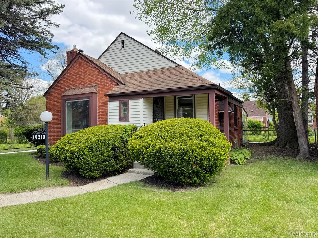 19210 Patton Street Detroit City MI 48219