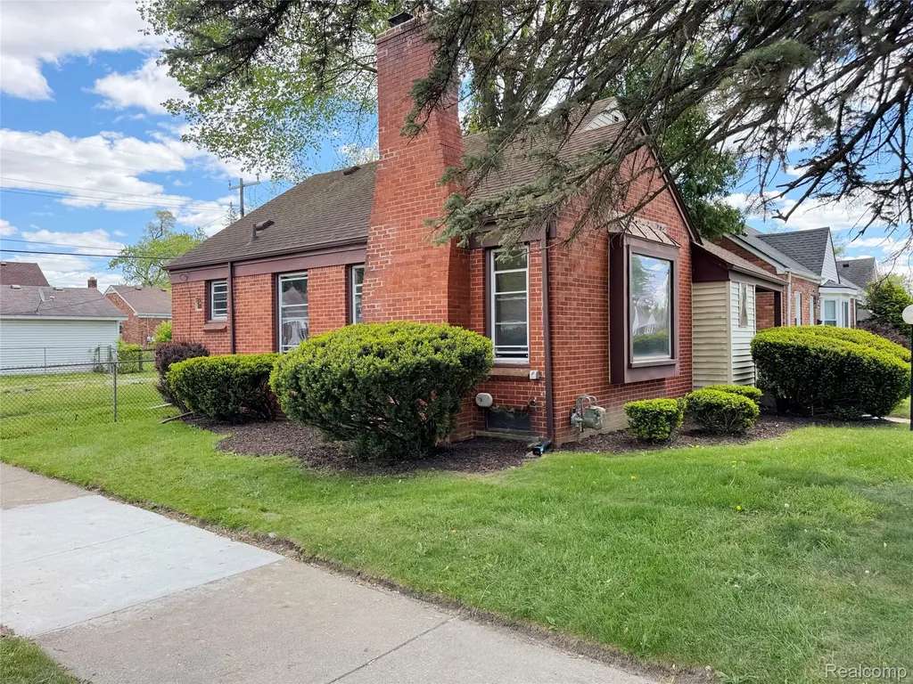 19210 Patton Street Detroit City MI 48219