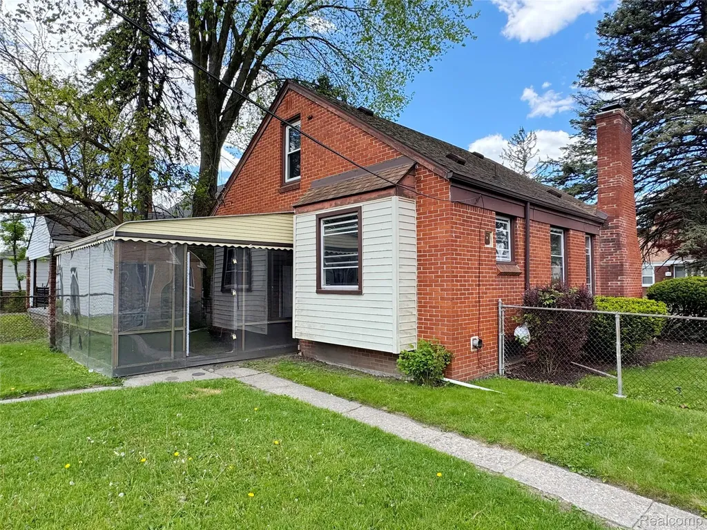 19210 Patton Street Detroit City MI 48219