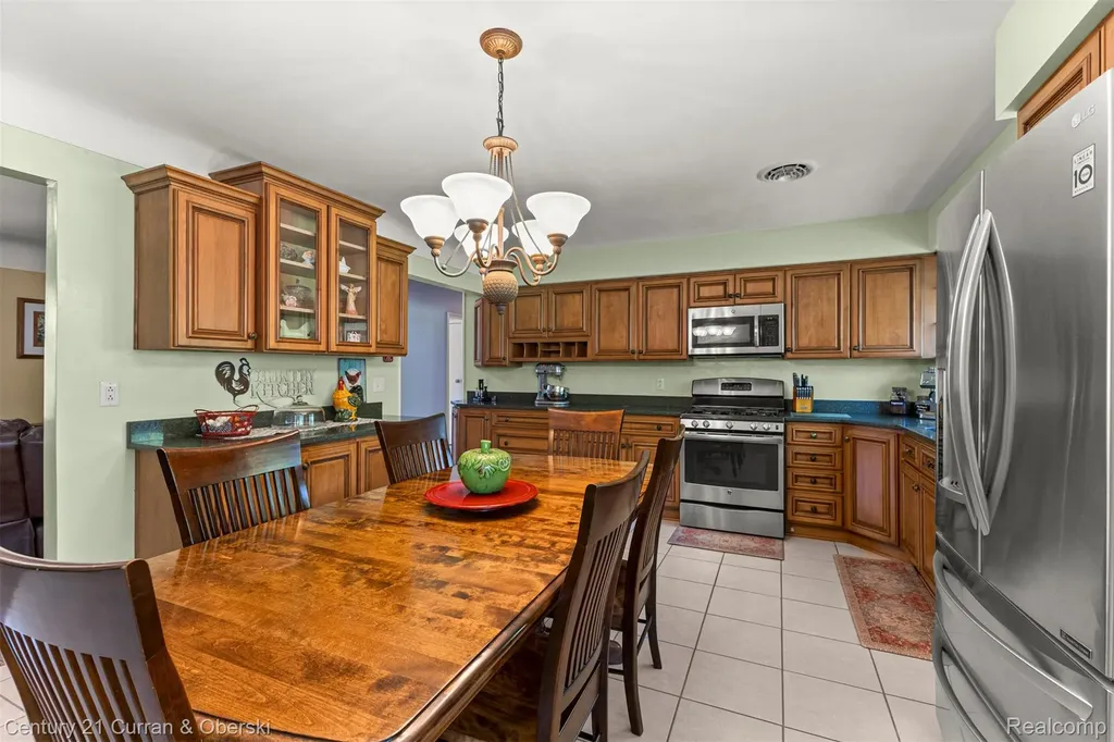 38894 S Huron Road Huron Charter Township MI 48164
