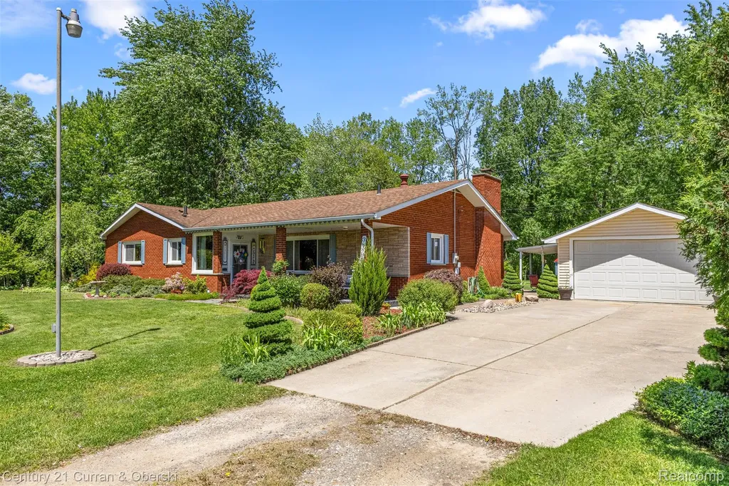 38894 S Huron Road Huron Charter Township MI 48164
