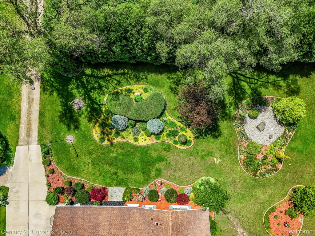 38894 S Huron Road Huron Charter Township MI 48164