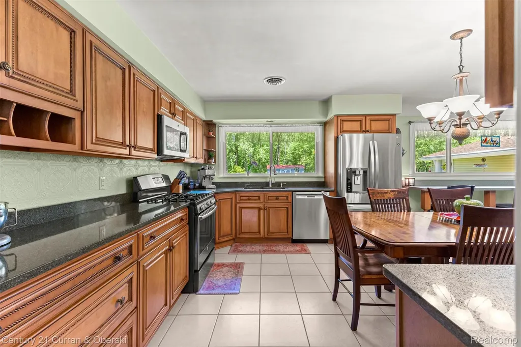 38894 S Huron Road Huron Charter Township MI 48164