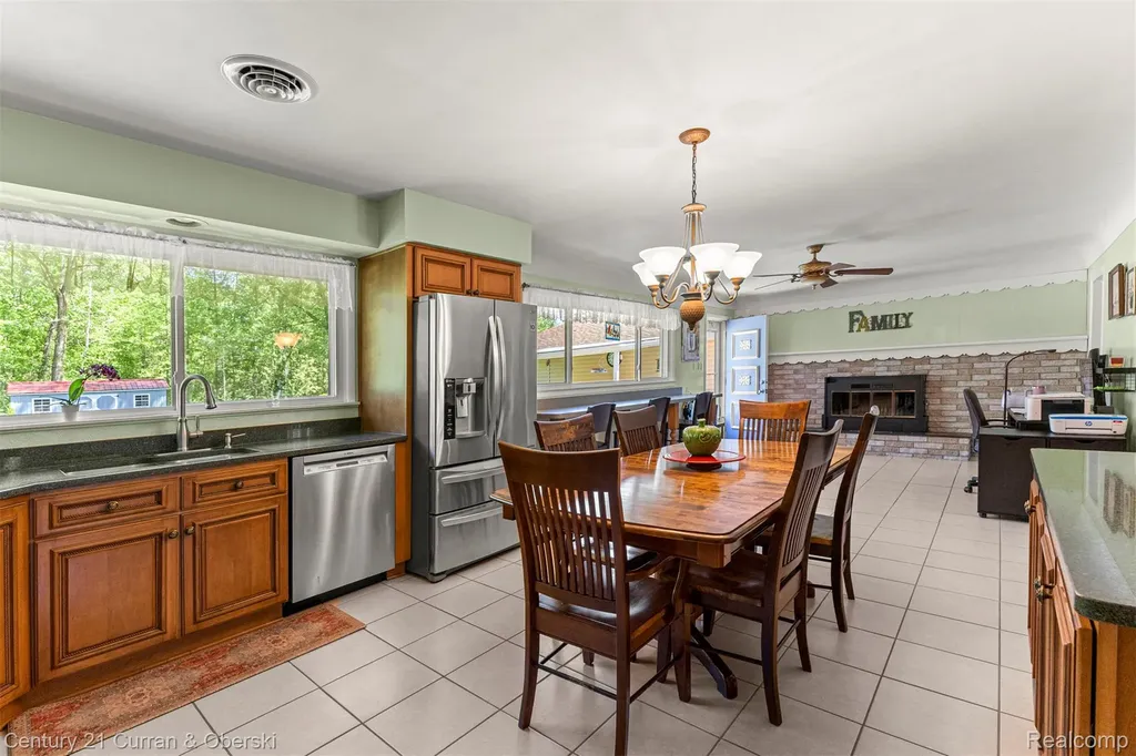 38894 S Huron Road Huron Charter Township MI 48164