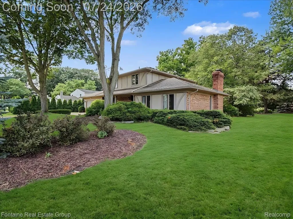 16131 Winchester Drive Northville Township MI 48168