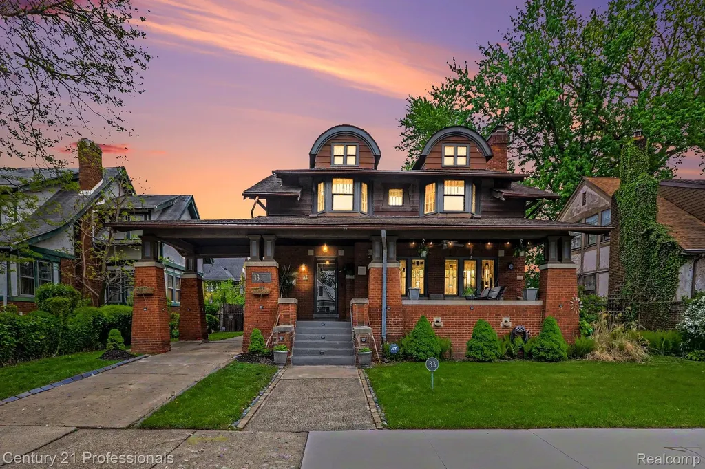 33 Moss Street Highland Park City MI 48203