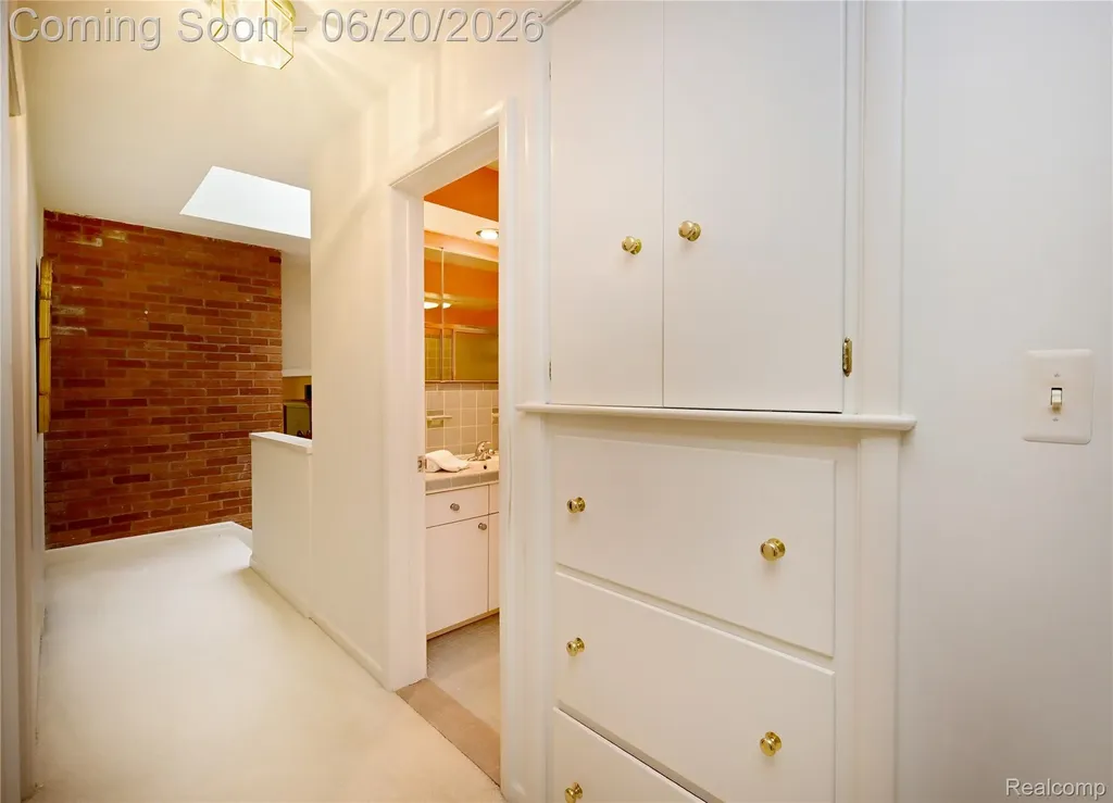 3310 Dogwood Court Bloomfield Hills City MI 48304