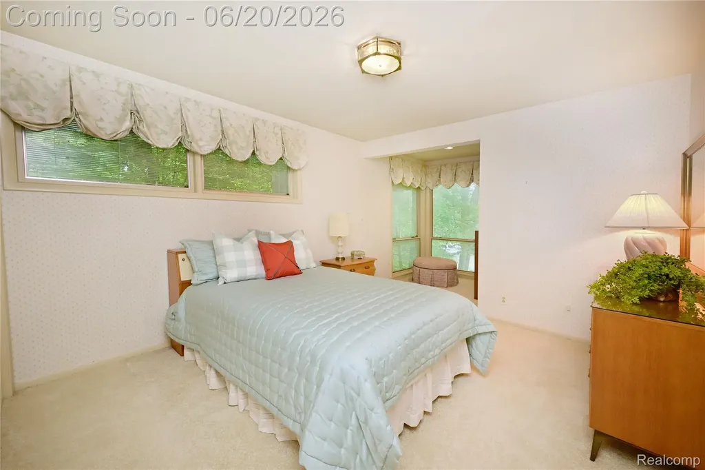3310 Dogwood Court Bloomfield Hills City MI 48304