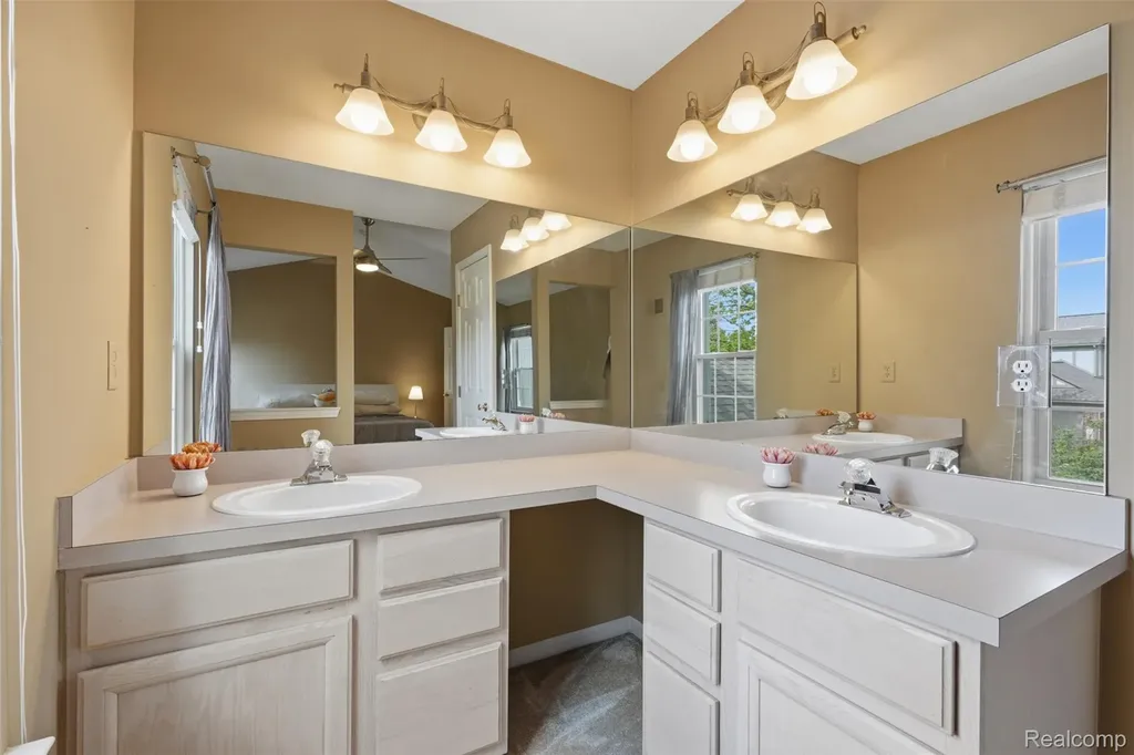 2216 Lone Wolf Lane Canton Charter Township MI 48188