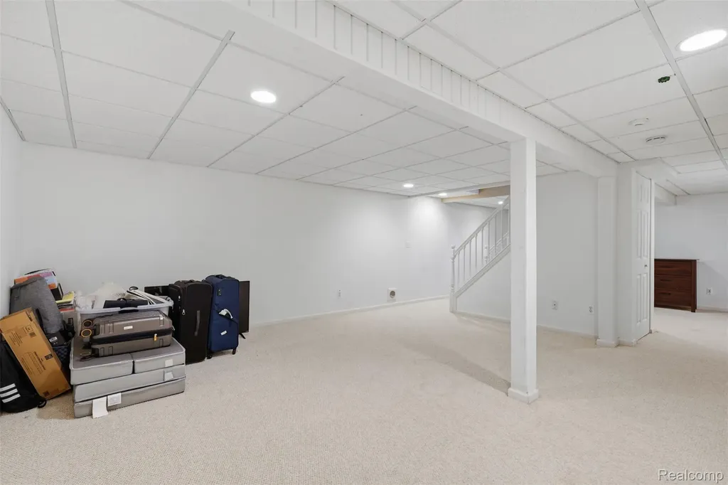 2216 Lone Wolf Lane Canton Charter Township MI 48188