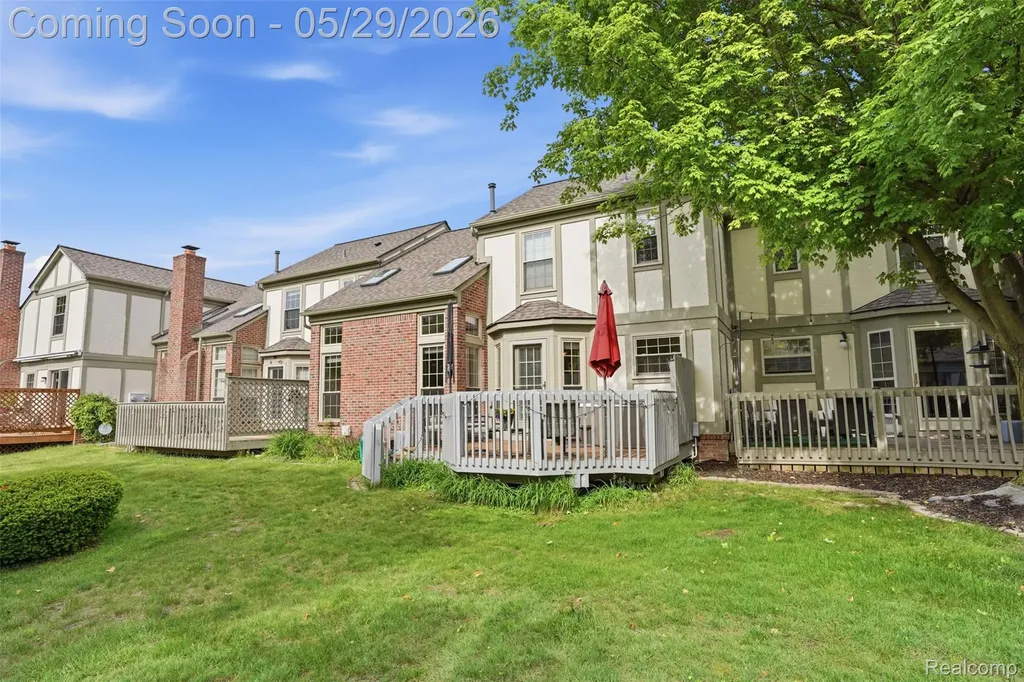 2216 Lone Wolf Lane Canton Charter Township MI 48188