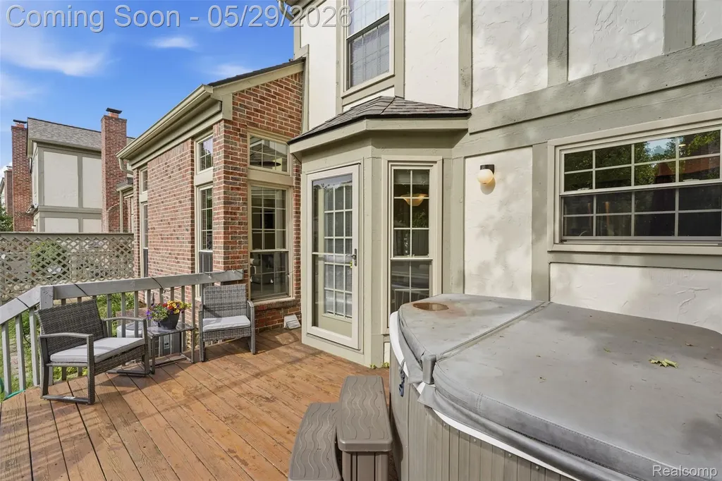 2216 Lone Wolf Lane Canton Charter Township MI 48188