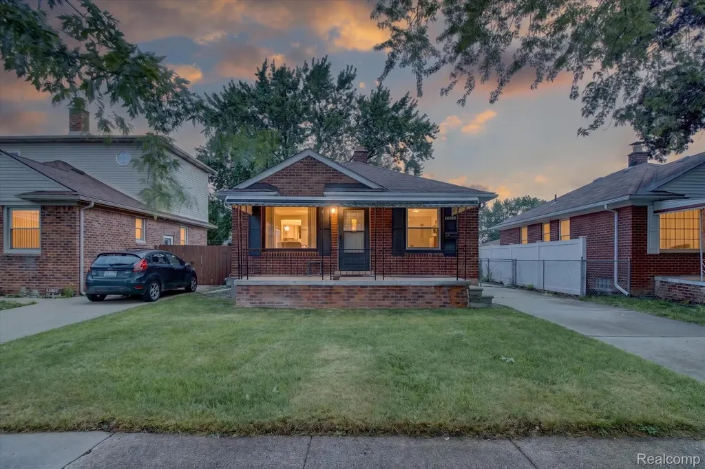13072 Orchard Street Southgate City MI 48195
