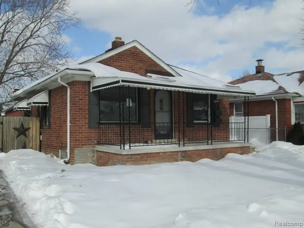 13072 Orchard Street Southgate City MI 48195