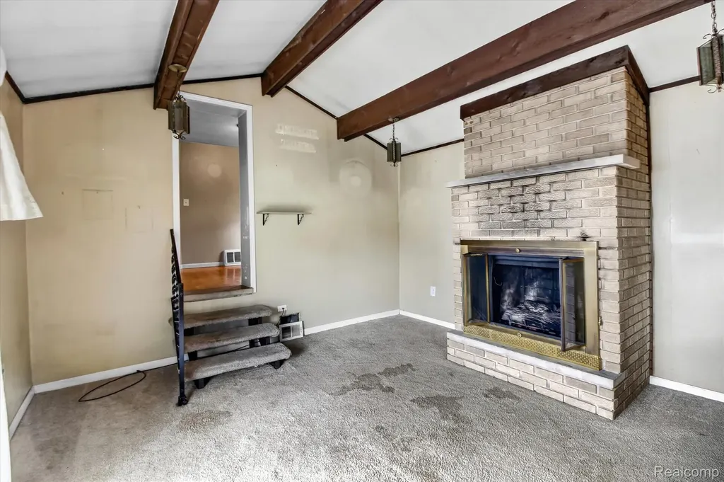 13072 Orchard Street Southgate City MI 48195