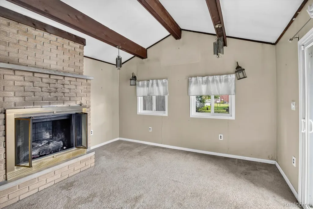 13072 Orchard Street Southgate City MI 48195