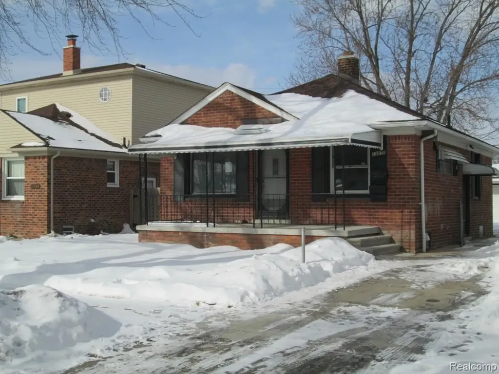 13072 Orchard Street Southgate City MI 48195