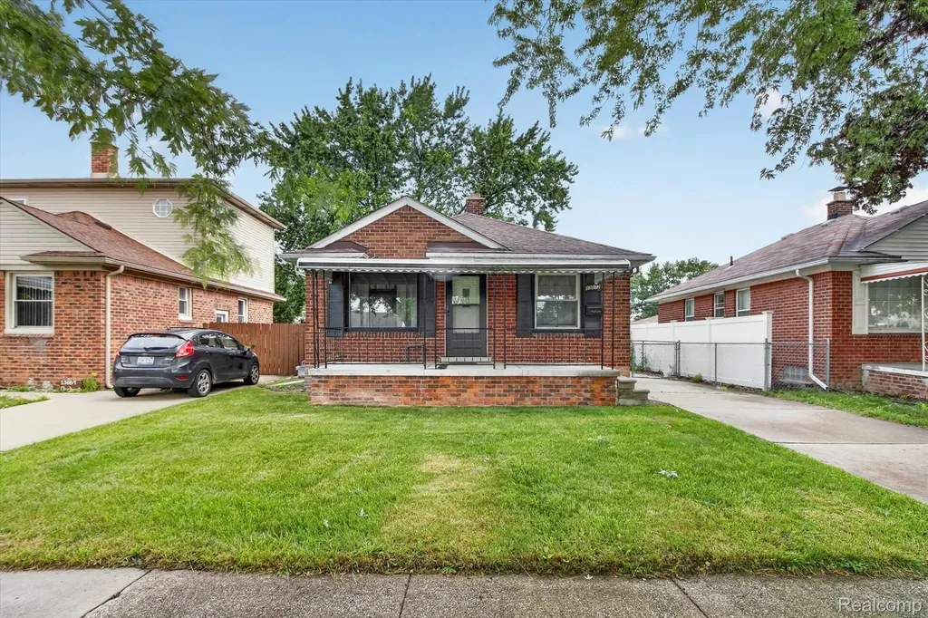 13072 Orchard Street Southgate City MI 48195