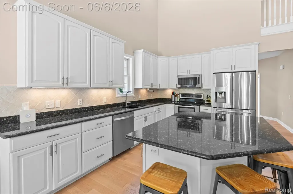 10242 Beacon Court Grand Blanc Charter Township MI 48439