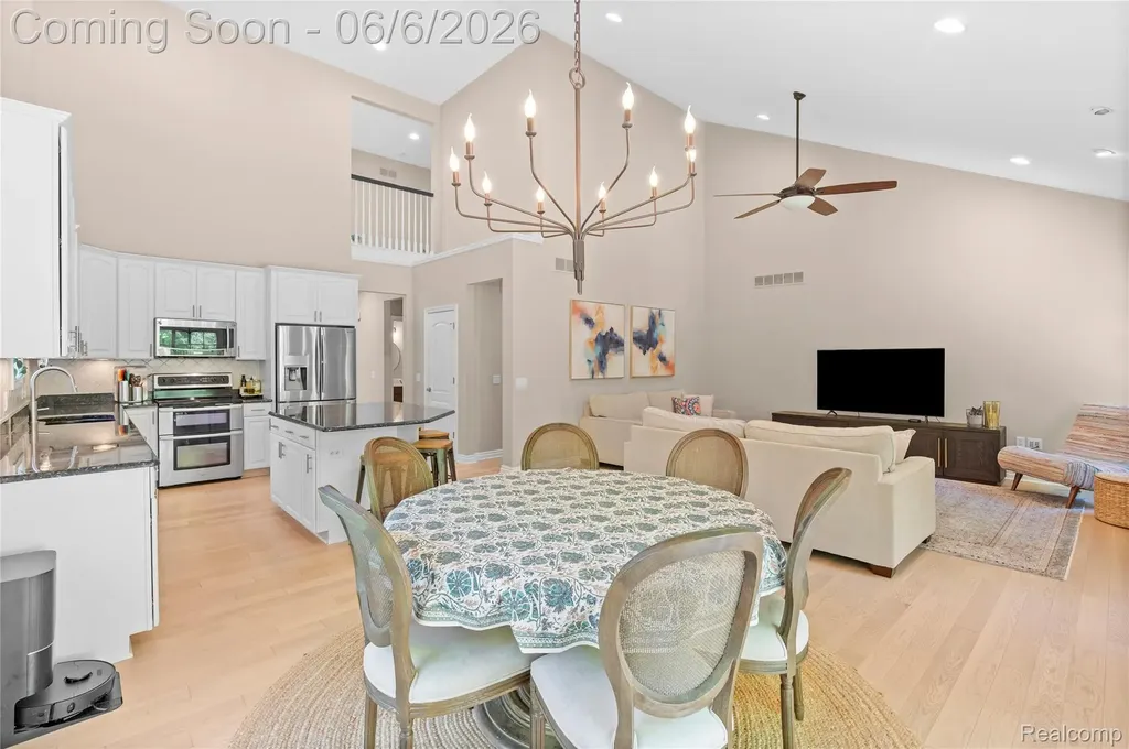 10242 Beacon Court Grand Blanc Charter Township MI 48439