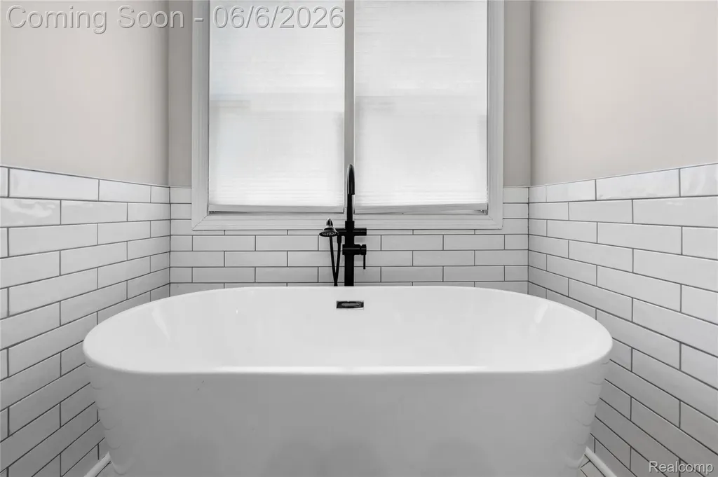 10242 Beacon Court Grand Blanc Charter Township MI 48439