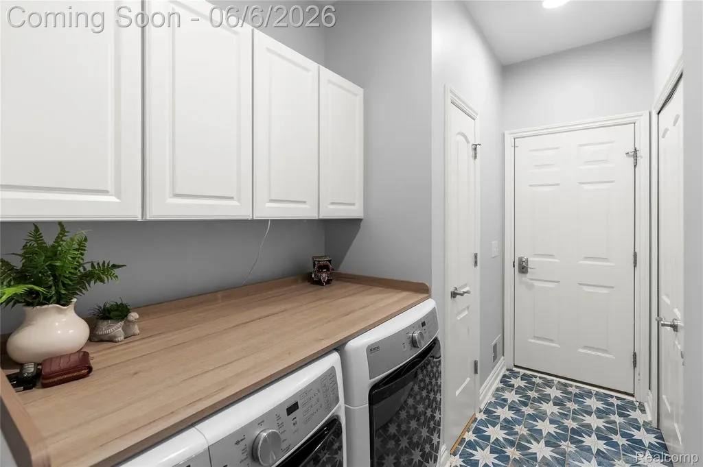 10242 Beacon Court Grand Blanc Charter Township MI 48439