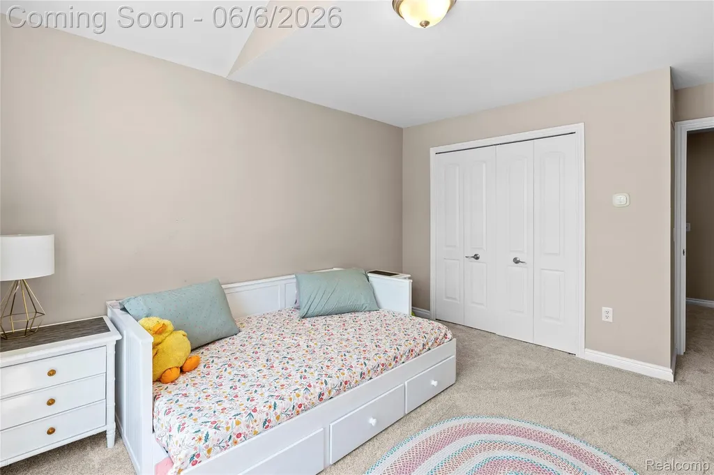 10242 Beacon Court Grand Blanc Charter Township MI 48439
