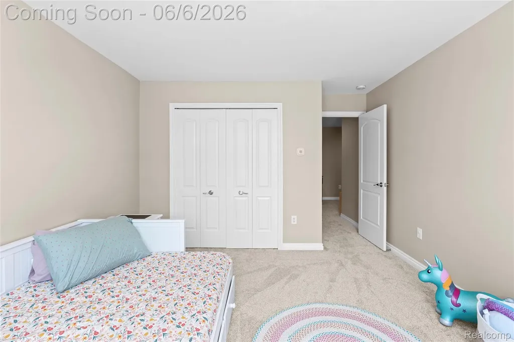 10242 Beacon Court Grand Blanc Charter Township MI 48439