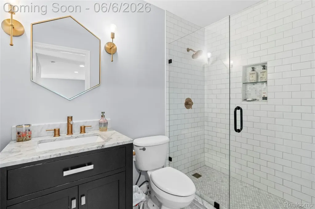 10242 Beacon Court Grand Blanc Charter Township MI 48439