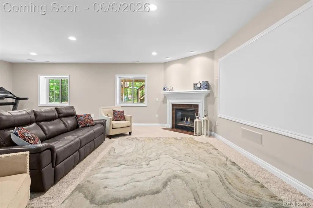 10242 Beacon Court Grand Blanc Charter Township MI 48439