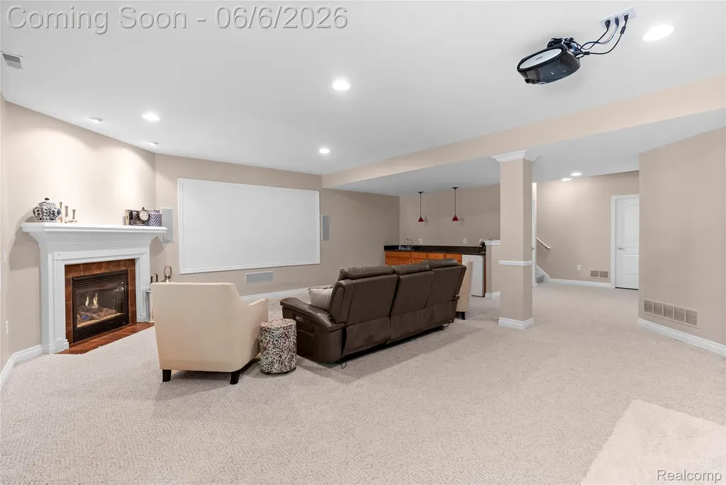 10242 Beacon Court Grand Blanc Charter Township MI 48439