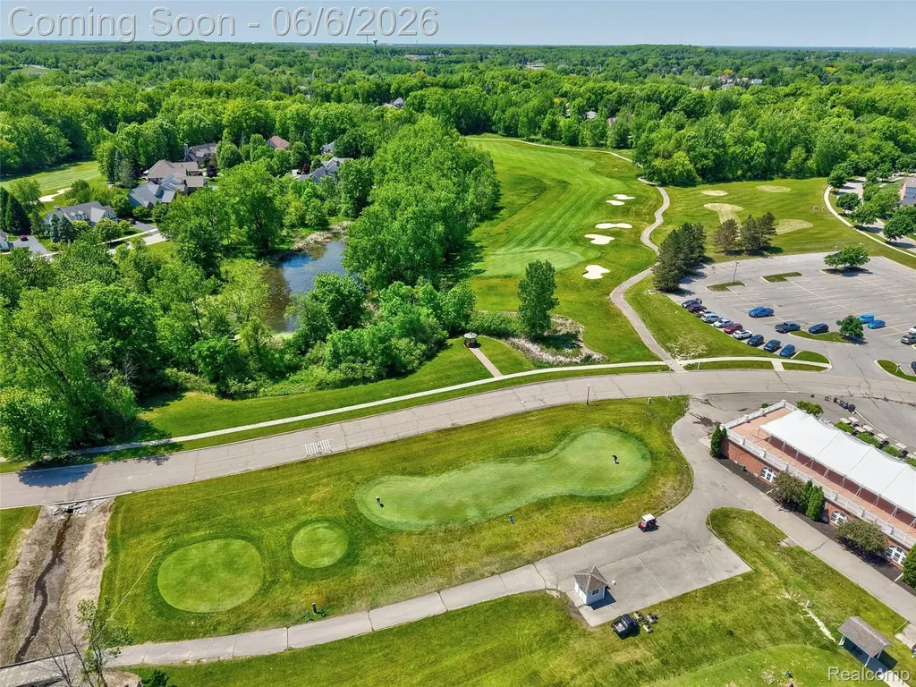 10242 Beacon Court Grand Blanc Charter Township MI 48439
