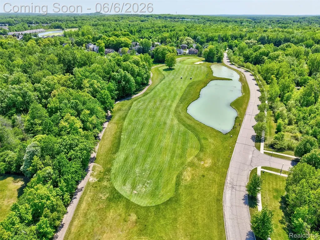 10242 Beacon Court Grand Blanc Charter Township MI 48439